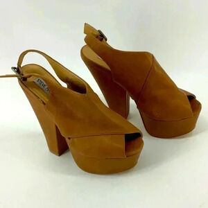 STEVE MADDEN  GALLERIA HEEL